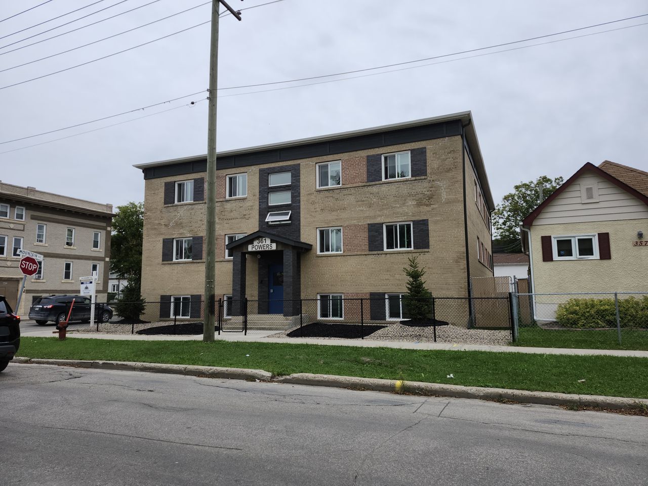 11 SUITE APARTMENT